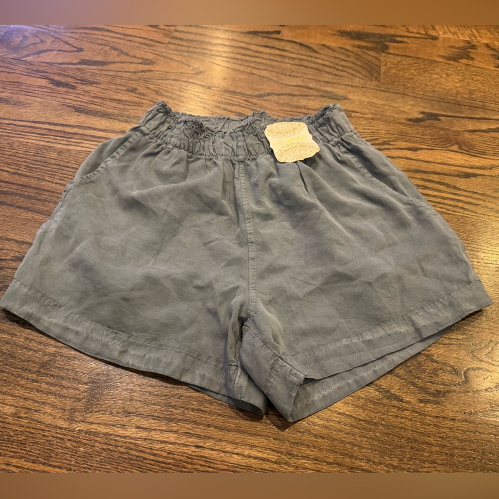 Altar'd State slate shorts small nwt